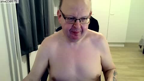 Jake2309 online show from 04-13-26, 07:08