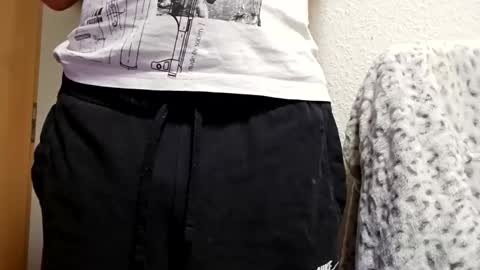 Jake and Jenifer online show from 03-25-26, 07:58