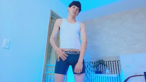 Snapshot of jake_cruzz chatting on 06-11-26, 02:44 Jake online show from 06-11-26, 02:44