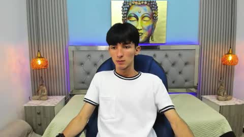 Snapshot of jake_evanss_ chatting on 09-16-25, 08:32 JAKE online show from 09-16-25, 08:32