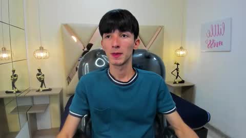 Snapshot of jake_evanss_ chatting on 09-23-25, 03:31 JAKE online show from 09-23-25, 03:31