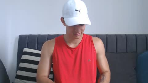 Hi guys im new 3 online show from 02-23-26, 04:15