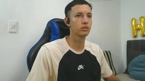 Hi guys im new 3 online show from 05-25-26, 09:43