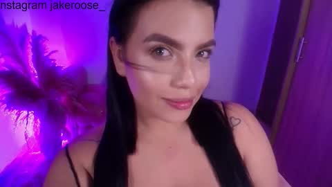 Snapshot of jakeroose chatting on 11-10-25, 09:47 jaquelin online show from 11-10-25, 09:47