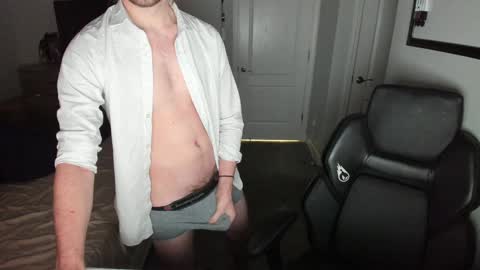 jakesnake442 online show from 12-18-24, 02:53