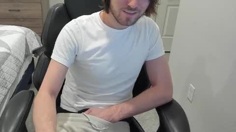 jakesnake442 online show from 03-03-25, 01:42