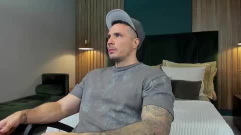 jakestone_1 online show from 11-28-25, 01:08