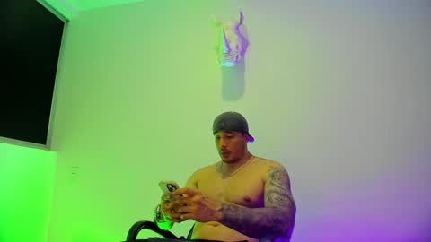 jakestone_1 online show from 04-24-26, 12:46