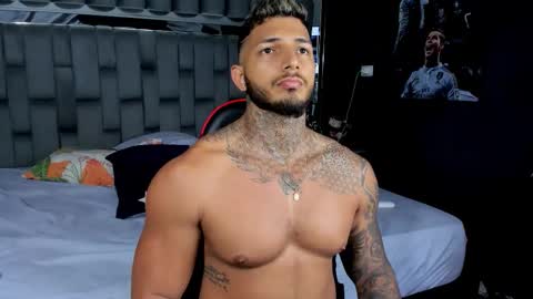my name is sebas If you come here dont hesitate to say hello Im a guy who really likes having conversations and having hot online show from 02-02-26, 05:11