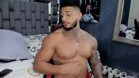 my name is sebas If you come here dont hesitate to say hello Im a guy who really likes having conversations and having hot online show from 04-25-26, 09:34