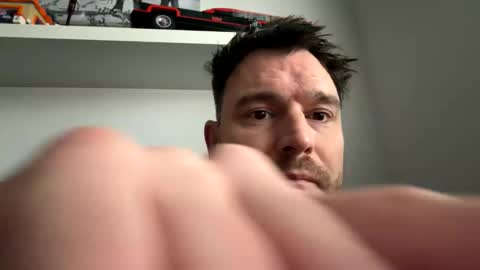 Snapshot of jakeuk05 chatting on 12-01-25, 09:47 jakeuk05 online show from 12-01-25, 09:47