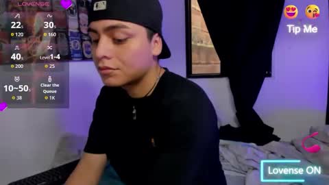 Snapshot of jakob_boiis chatting on 01-18-26, 04:44 miha adams online show from 01-18-26, 04:44