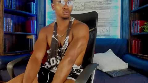   online show from 11-05-25, 04:12