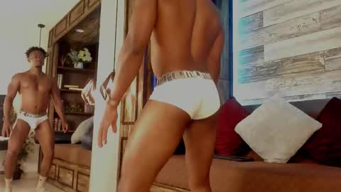   online show from 11-07-25, 04:45