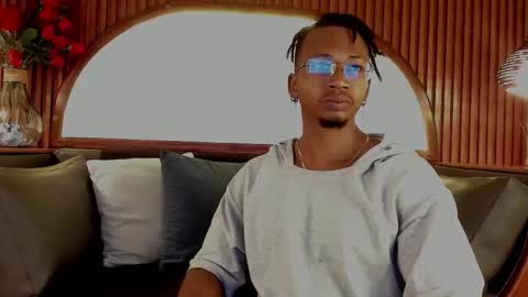   online show from 03-08-26, 03:54