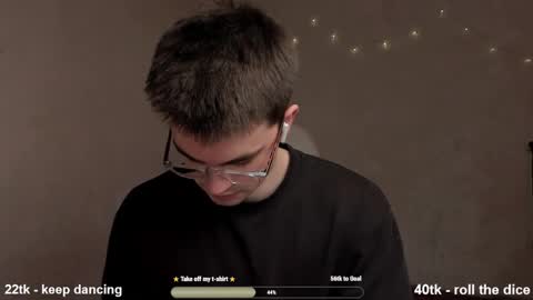 Snapshot of jame_flow chatting on 03-04-25, 02:49 Hey there Im Jame online show from 03-04-25, 02:49