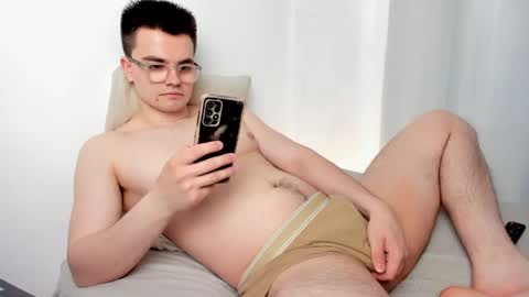 Hey there Im Jame online show from 04-15-26, 03:46