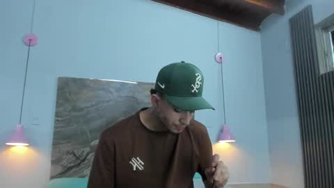 james_06_ online show from 05-11-26, 04:04
