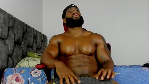 Snapshot of james_bbcmuscle chatting on 09-20-25, 03:35 James BBC online show from 09-20-25, 03:35