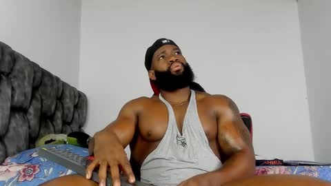 Snapshot of james_bbcmuscle chatting on 10-26-25, 12:55 James BBC online show from 10-26-25, 12:55