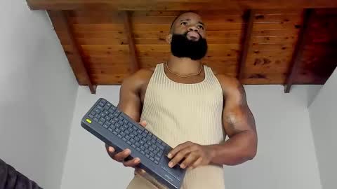 Snapshot of james_bbcmuscle chatting on 11-10-25, 12:04 James BBC online show from 11-10-25, 12:04