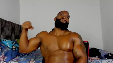 Snapshot of james_bbcmuscle chatting on 11-21-25, 11:58 James BBC online show from 11-21-25, 11:58