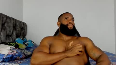 Snapshot of james_bbcmuscle chatting on 12-04-25, 02:32 James BBC online show from 12-04-25, 02:32