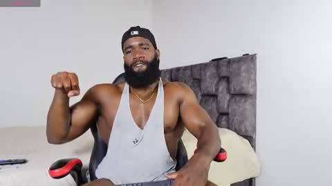 Snapshot of james_bbcmuscle chatting on 06-24-26, 07:13 James BBC online show from 06-24-26, 07:13