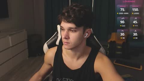 Snapshot of james_friends chatting on 11-13-25, 10:19 James online show from 11-13-25, 10:19