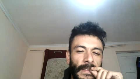 Snapshot of jamesfromworld chatting on 06-14-26, 01:47 jamesfromworld online show from 06-14-26, 01:47