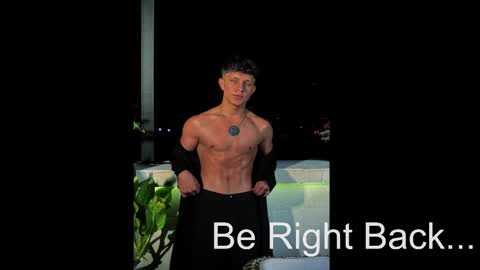 jamesgolden_ online show from 03-10-25, 12:37