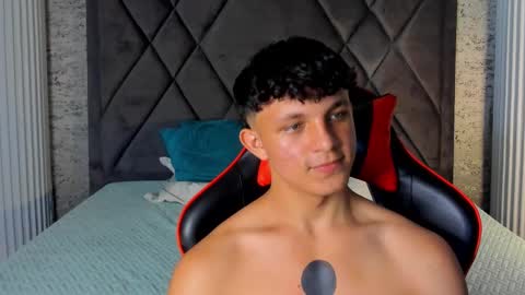 jamesgolden_ online show from 03-12-25, 03:29