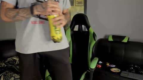 Snapshot of jamesinked_ chatting on 01-04-25, 02:14 Jamesinked  online show from 01-04-25, 02:14