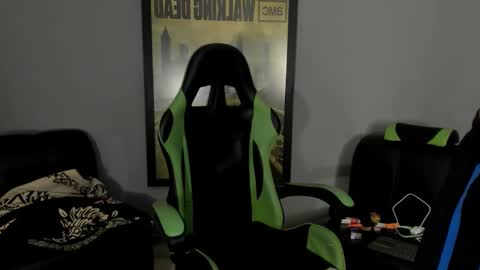 Snapshot of jamesinked_ chatting on 02-02-25, 02:38 Jamesinked  online show from 02-02-25, 02:38