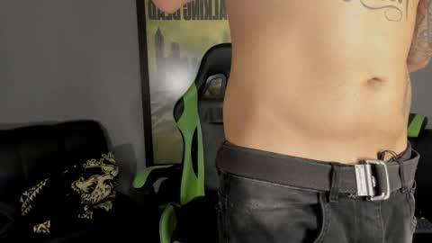 Snapshot of jamesinked_ chatting on 02-17-25, 02:09 Jamesinked  online show from 02-17-25, 02:09