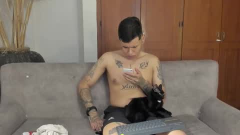 Jamesinked  online show from 11-30-25, 01:09