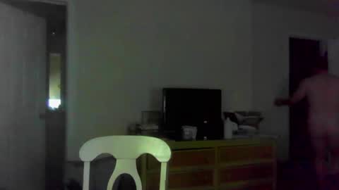 Snapshot of jamesjewels chatting on 05-27-26, 02:19 jamesjewels online show from 05-27-26, 02:19