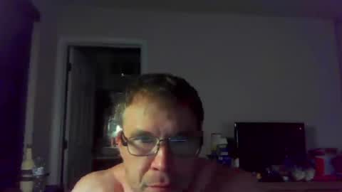 Snapshot of jamesjewels chatting on 06-23-26, 01:36 jamesjewels online show from 06-23-26, 01:36