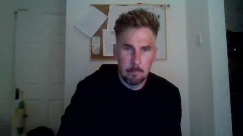 Snapshot of jamesmassion chatting on 06-29-26, 11:38 jamesmassion online show from 06-29-26, 11:38