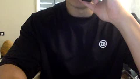 Snapshot of jamesmo820913 chatting on 03-11-25, 08:52 jamesmo820913 online show from 03-11-25, 08:52