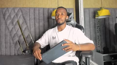 James  online show from 04-26-26, 10:40