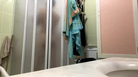 Snapshot of jamessandt chatting on 02-20-25, 03:41 jamessandt online show from 02-20-25, 03:41