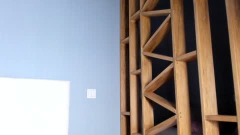 Snapshot of jamesstong chatting on 01-19-25, 08:30 James Strong online show from 01-19-25, 08:30