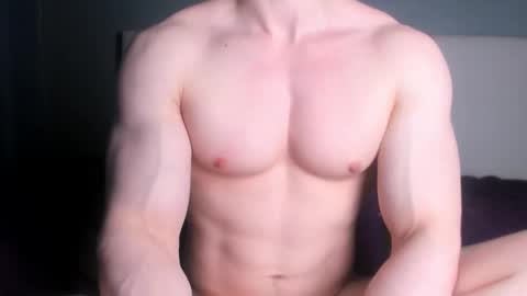 Snapshot of jamesstong chatting on 09-24-25, 12:58 James Strong online show from 09-24-25, 12:58