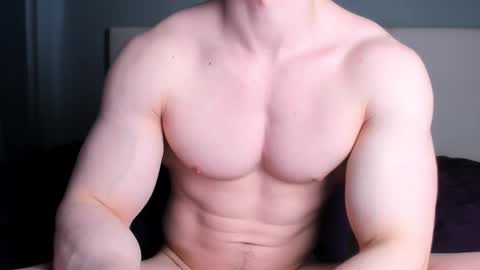 Snapshot of jamesstong chatting on 10-10-25, 08:46 James Strong online show from 10-10-25, 08:46