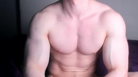 Snapshot of jamesstong chatting on 11-10-25, 04:17 James Strong online show from 11-10-25, 04:17