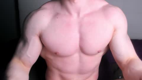 Snapshot of jamesstong chatting on 11-19-25, 10:10 James Strong online show from 11-19-25, 10:10