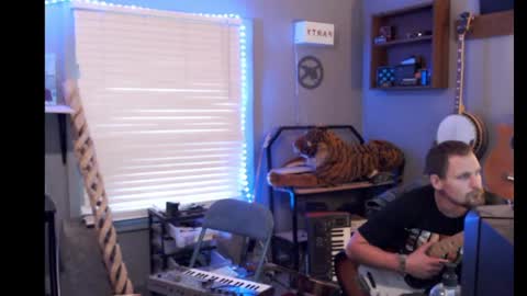 Jameswebbscope online show from 04-25-26, 01:41