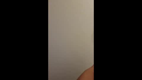 Snapshot of jamie683588 chatting on 12-16-25, 05:45 jamie683588 online show from 12-16-25, 05:45