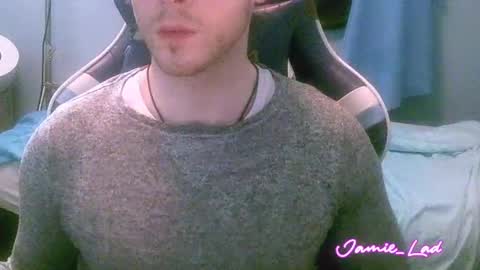 Snapshot of jamie_lad chatting on 12-17-24, 08:56 Jamie online show from 12-17-24, 08:56